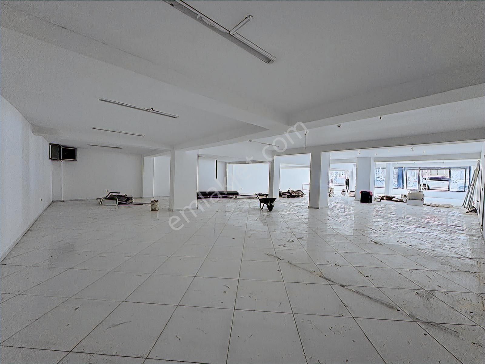 Zincir Markalara Uygun 350-400 Mt Düz Ayak Dükkan - Görsel 12