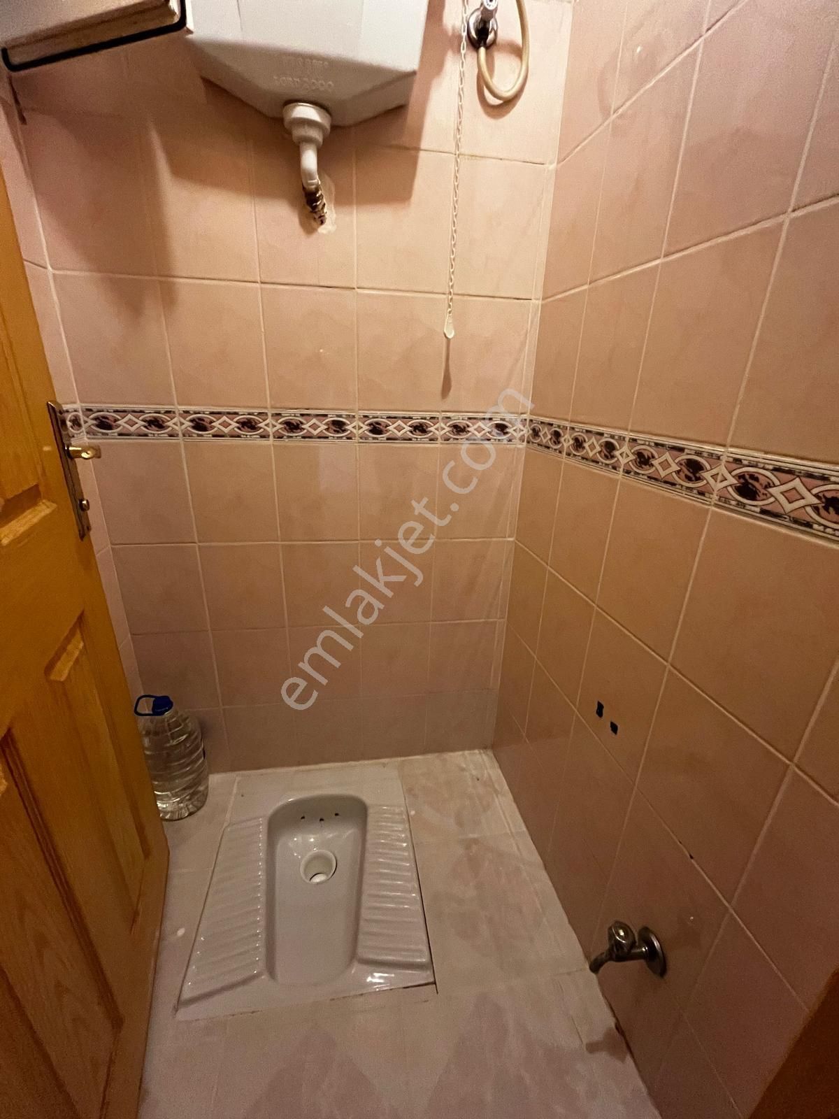 Kartal Cumhuriyet Merkezi Konumda 2+1 Kiralık Daire - Görsel 8