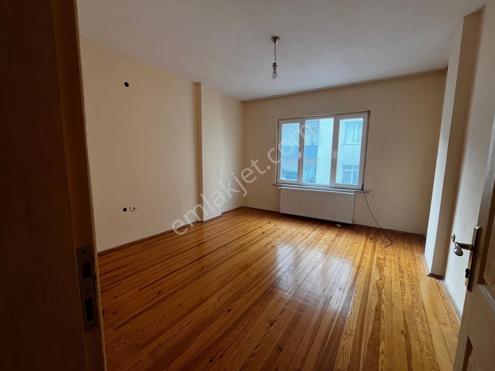 Kartal Cumhuriyet Merkezi Konumda 2+1 Kiralık Daire - Görsel 16