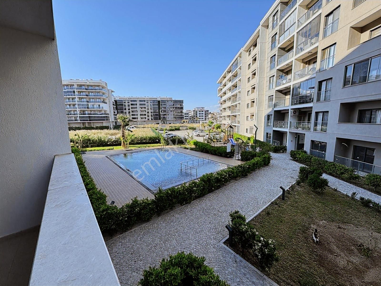 Torbalı Da İzban Yakını Havuzlu Site İçi Satılık 3+1 Lüks Daire - Görsel 27