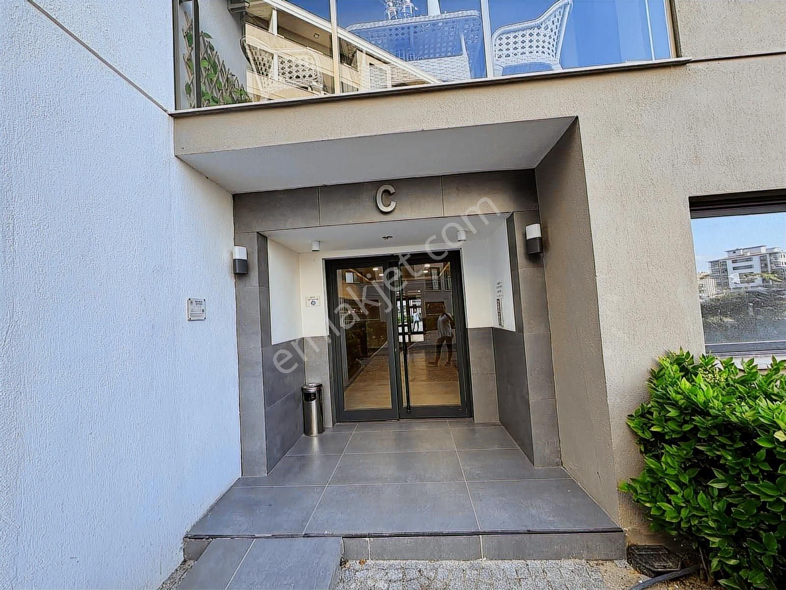 Torbalı Da İzban Yakını Havuzlu Site İçi Satılık 3+1 Lüks Daire - Görsel 23