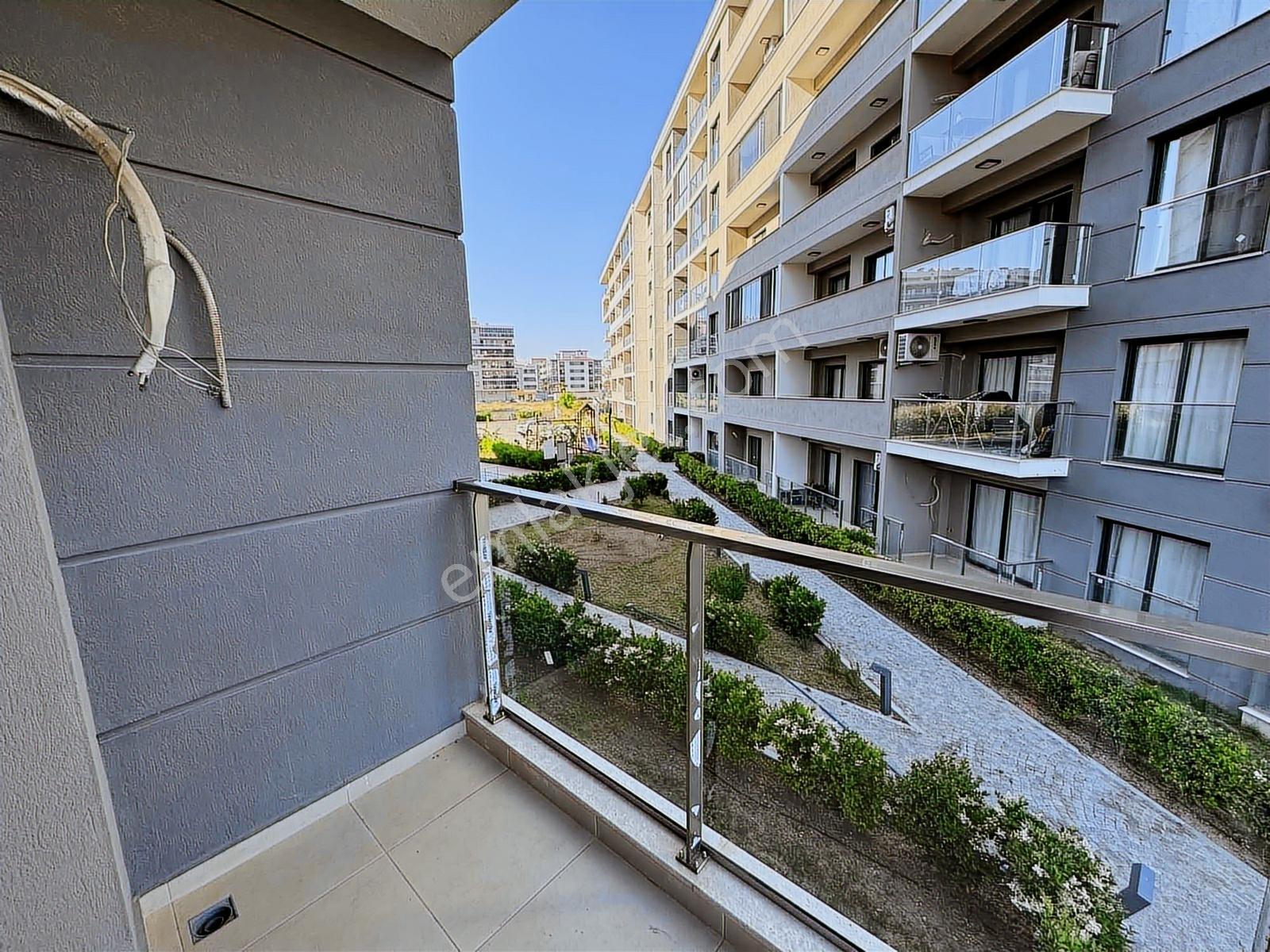 Torbalı Da Full Kredili Havuzlu Site İçi Satılık 3+1 Lüks Daire - Görsel 27