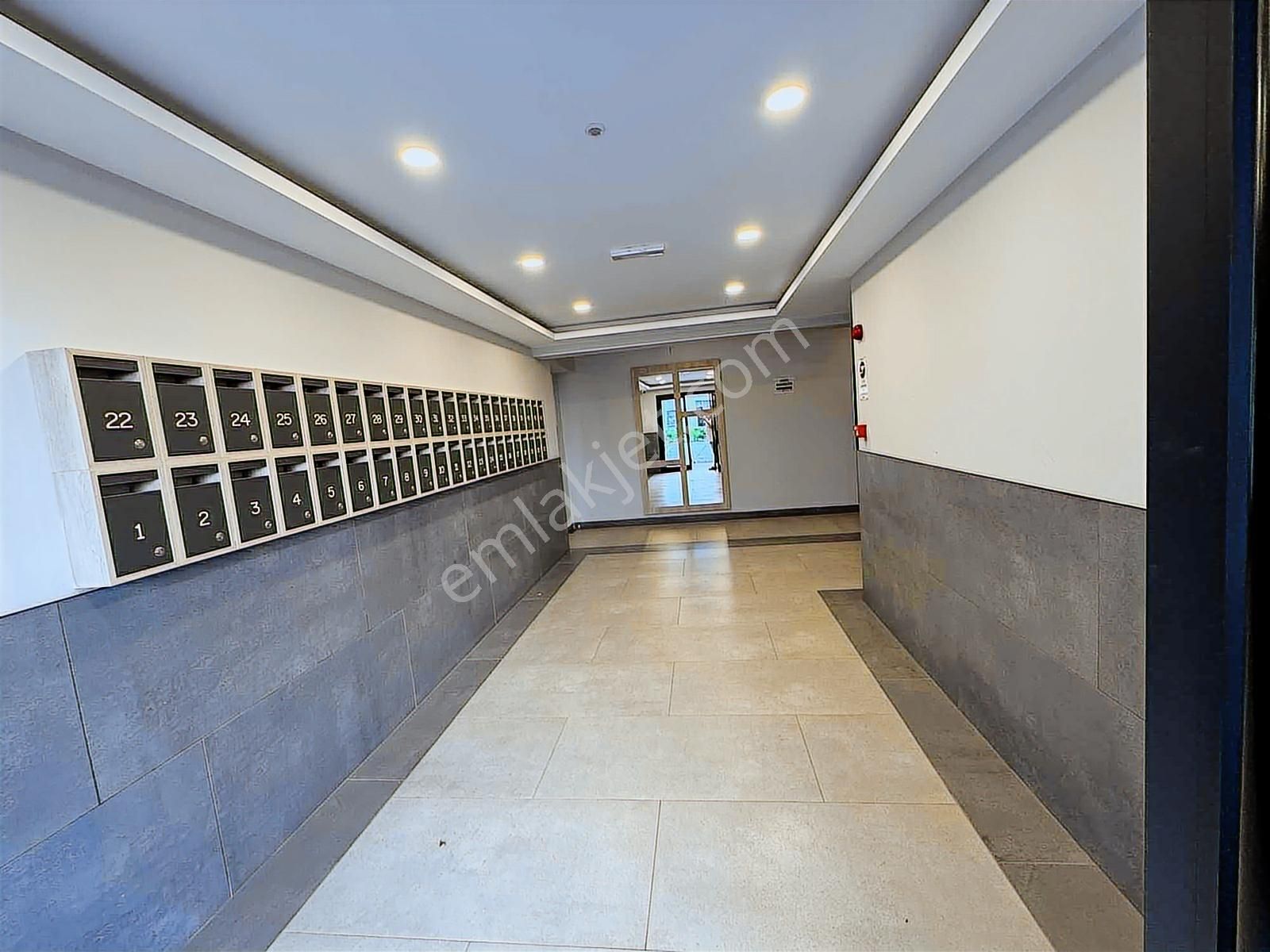 Torbalı Da İzban Yakını Havuzlu Site İçi Satılık 3+1 Lüks Daire - Görsel 24