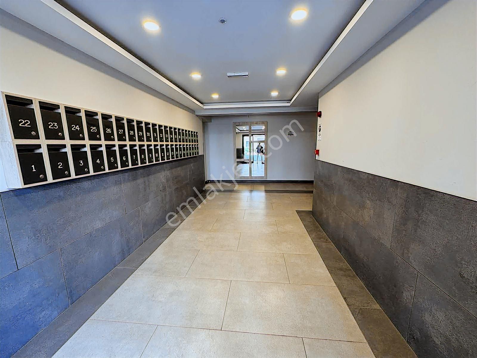 Torbalı Da Havuzlu Güvenlikli Sitede Satılık Arakat 2+1 Daire - Görsel 10