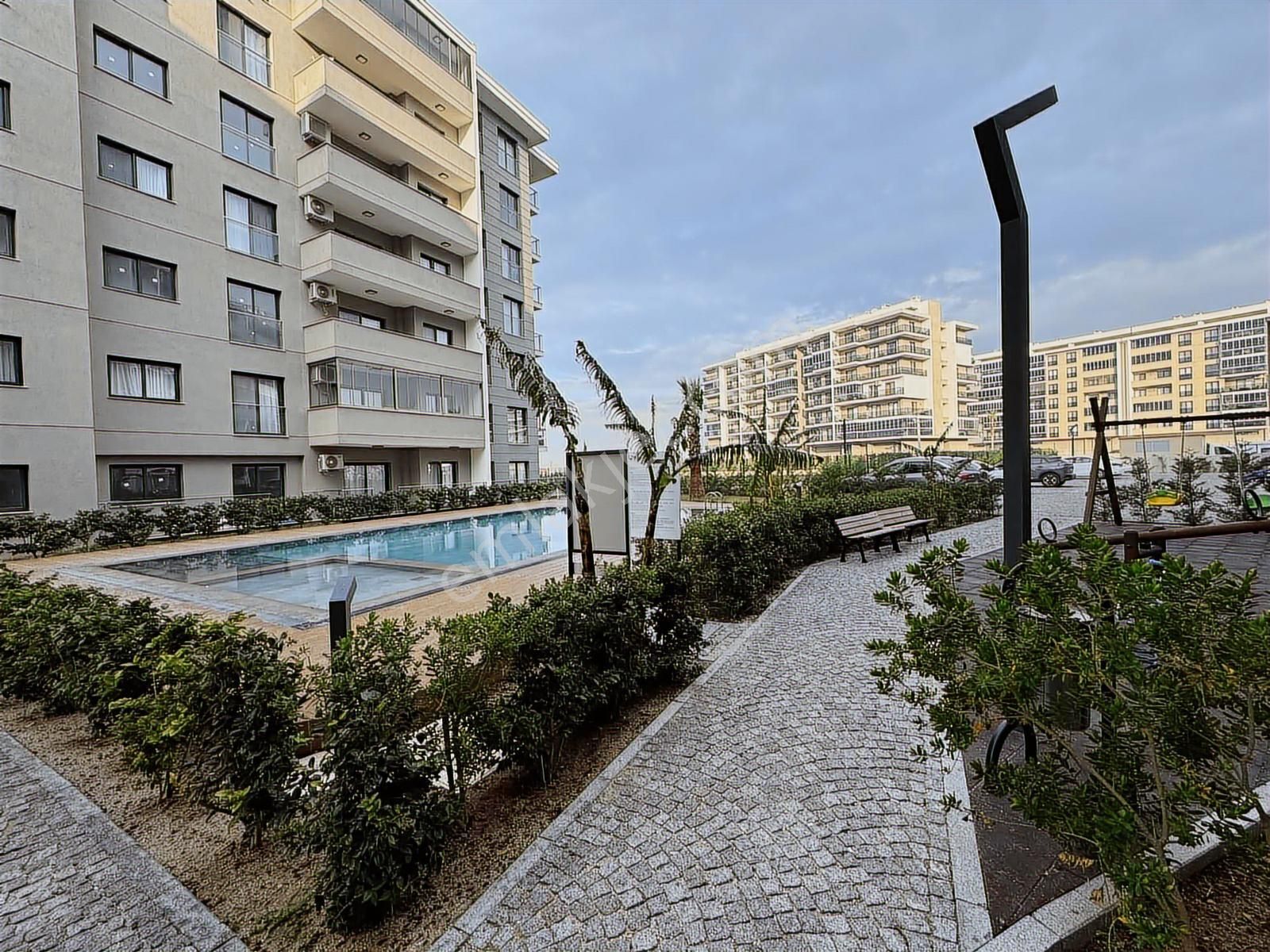 Torbalı Da Havuzlu Güvenlikli Sitede Satılık Arakat 2+1 Daire - Görsel 25