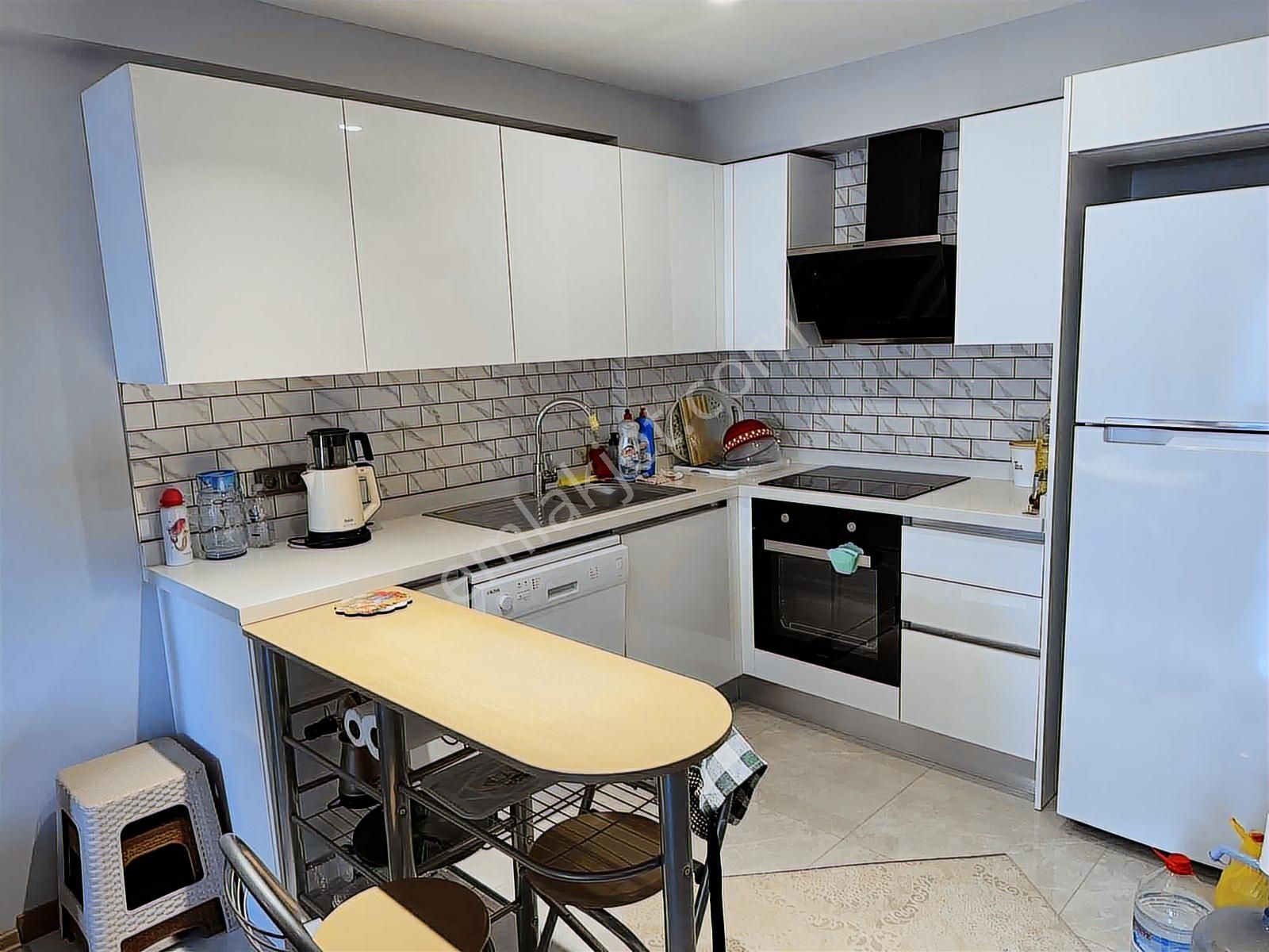 Torbalı İzban Yakını Havuzlu Sitede Satılık 1+1 Daire - Görsel 16