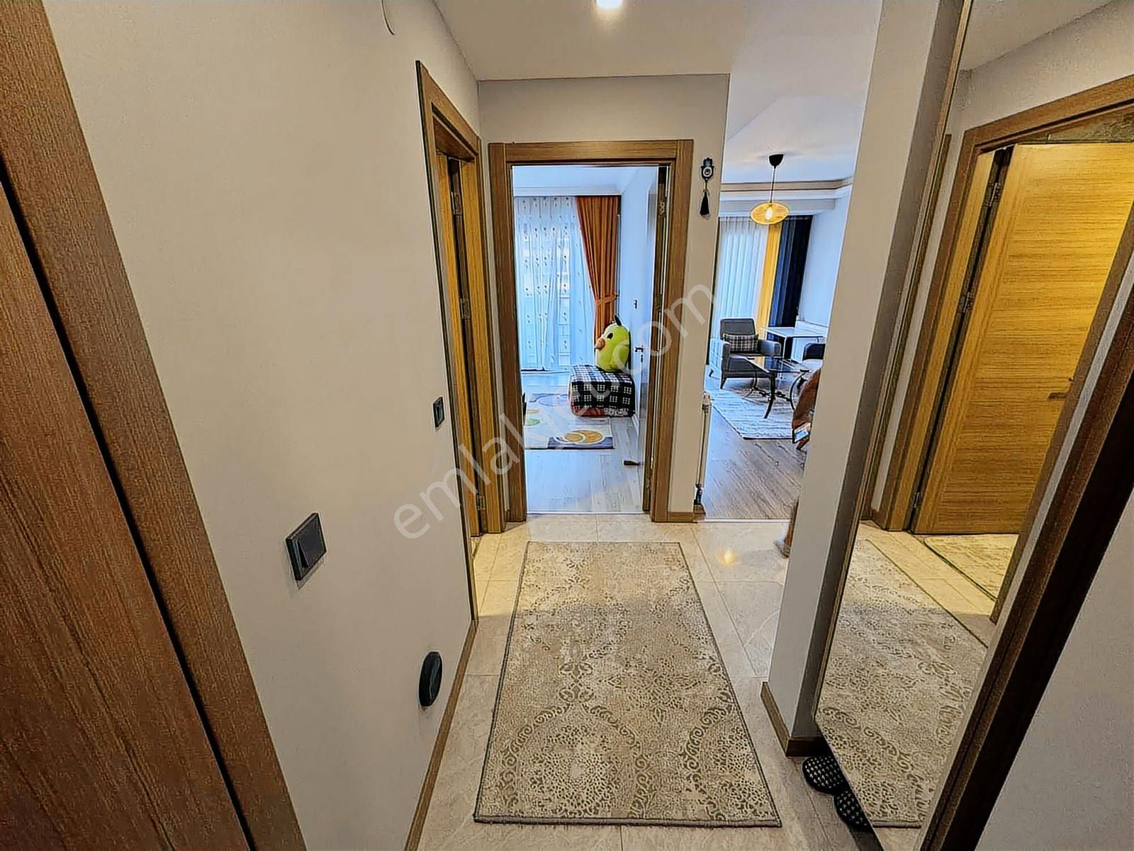 Torbalı İzban Yakını Havuzlu Sitede Satılık 1+1 Daire - Görsel 2