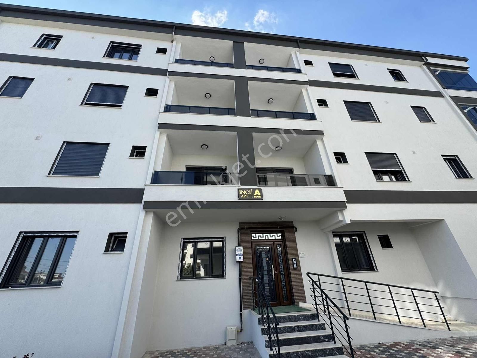 Torbalı Da Havuzlu Sitede Satılık Sıfır 2+1 Daire - Görsel 3