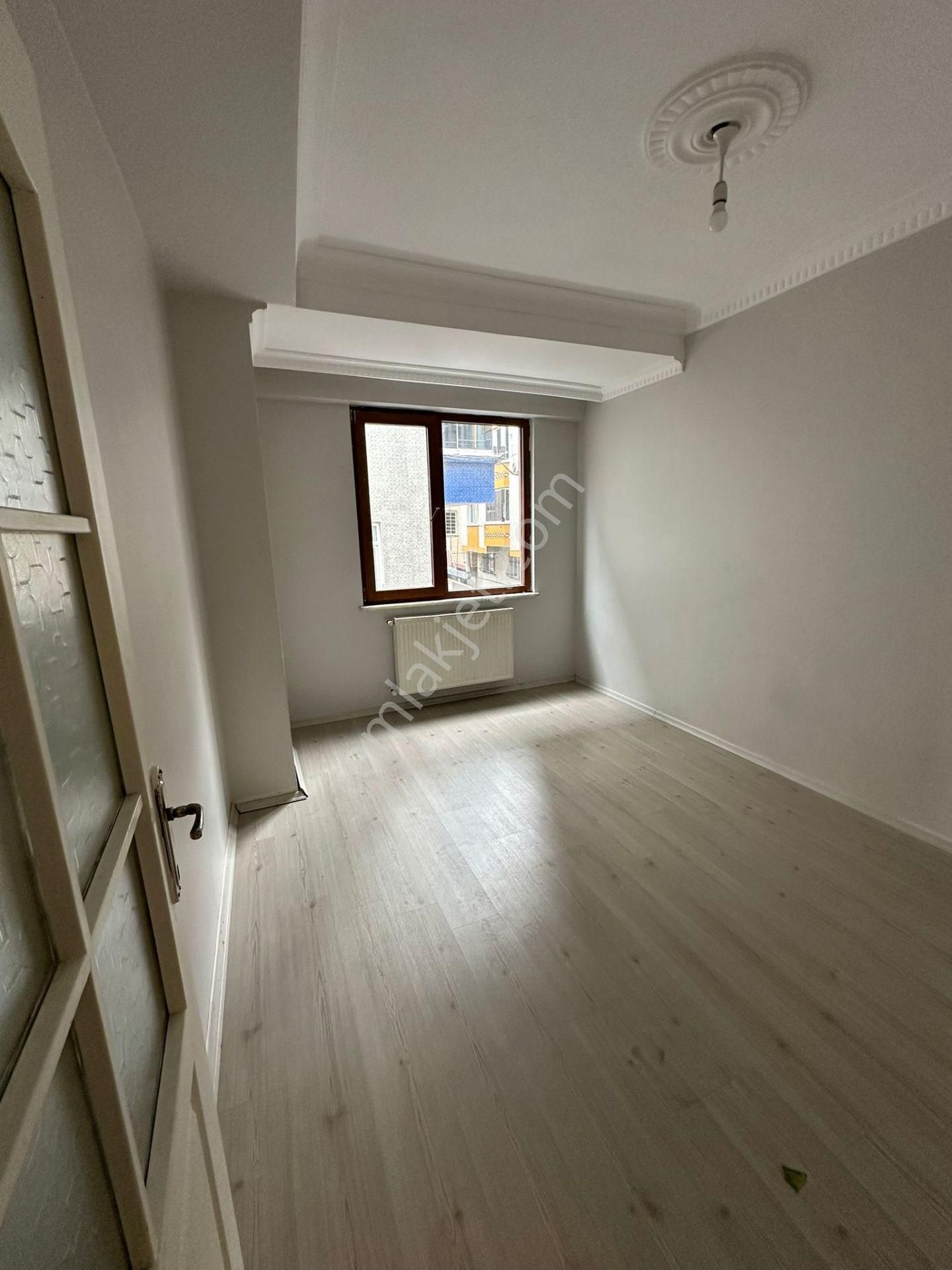 Şahin Gayrimenkulden 2+1 Satılık | Turgut Reis | 88 M² | 1. Kat - Görsel 4
