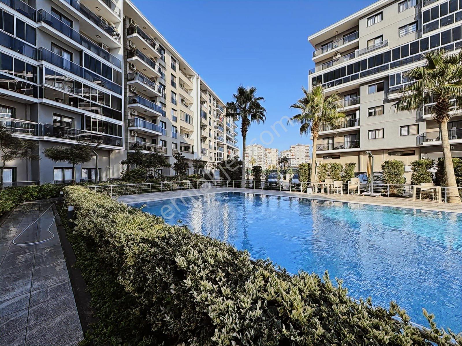 Torbalı İzban Yakını Havuzlu Sitede Satılık Bahçeli 1+1 Daire - Görsel 22