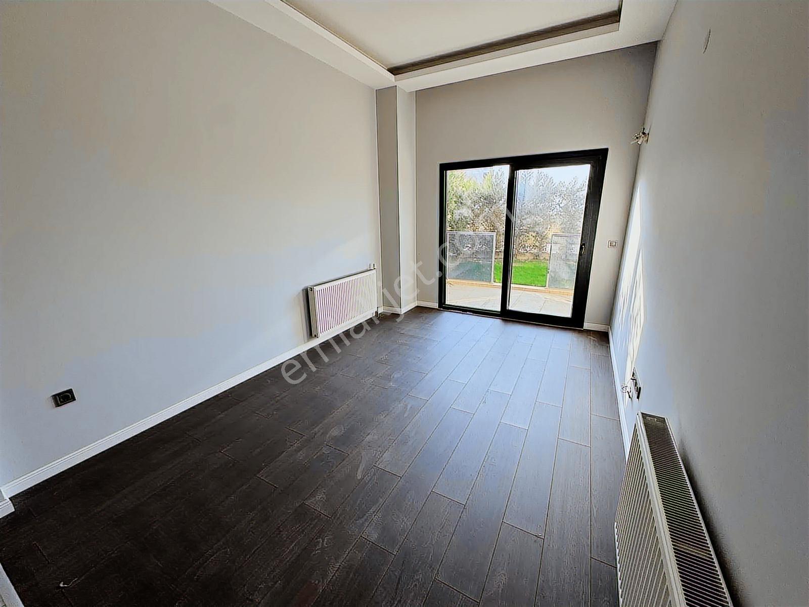 Torbalı İzban Yakını Havuzlu Sitede Satılık Bahçeli 1+1 Daire - Görsel 27