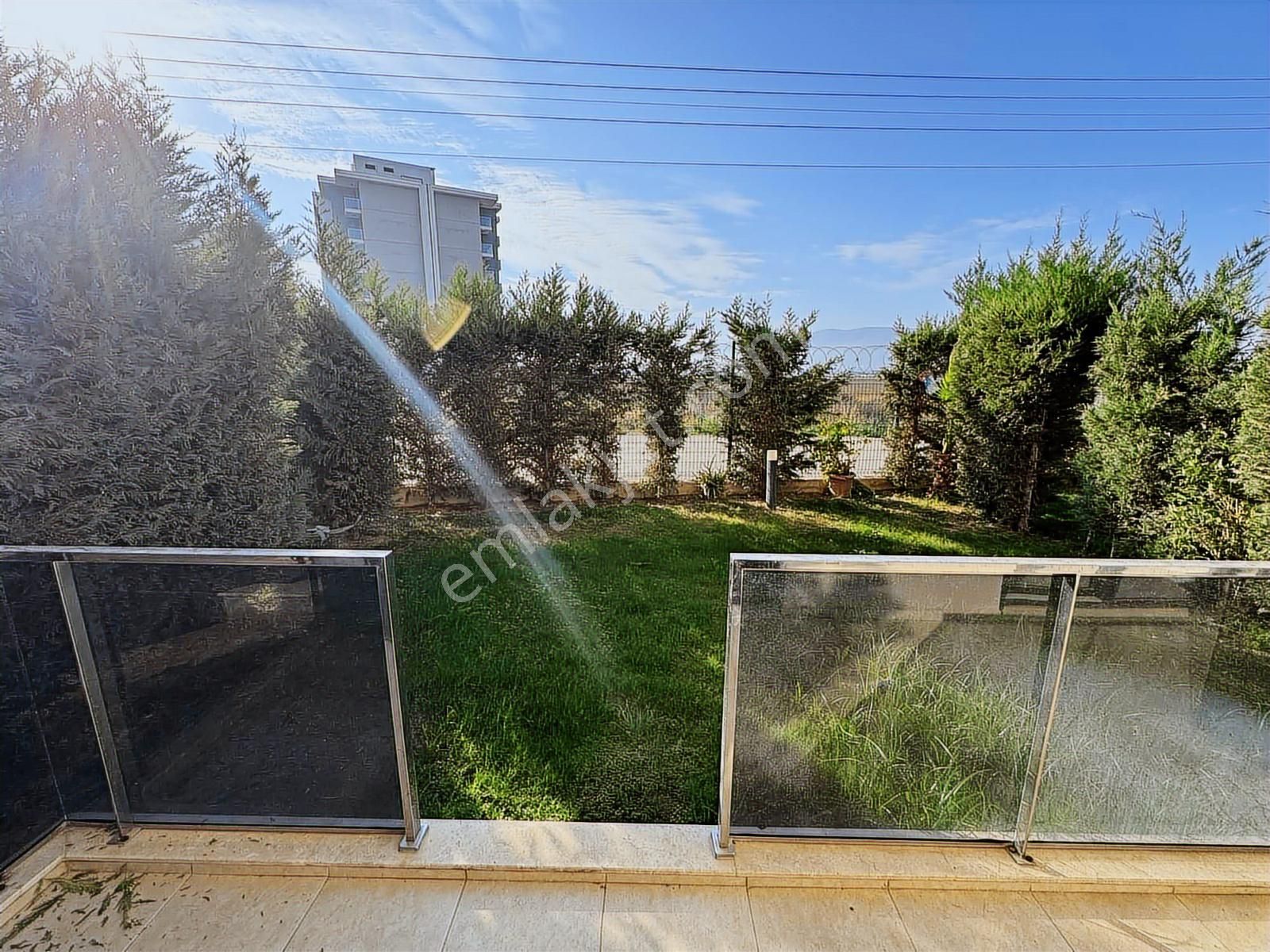 Torbalı İzban Yakını Havuzlu Sitede Satılık Bahçeli 1+1 Daire - Görsel 20