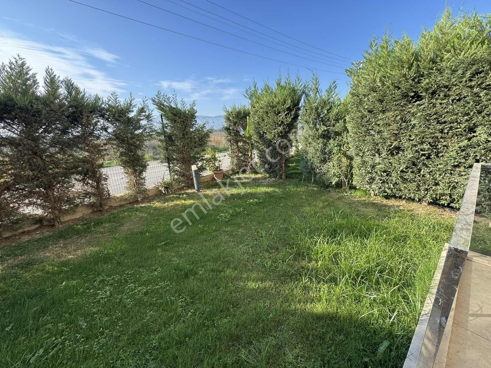 Torbalı Da Havuzlu Güvenlikli Sitede Kiralık Bahçeli 1+1 Daire - Görsel 12