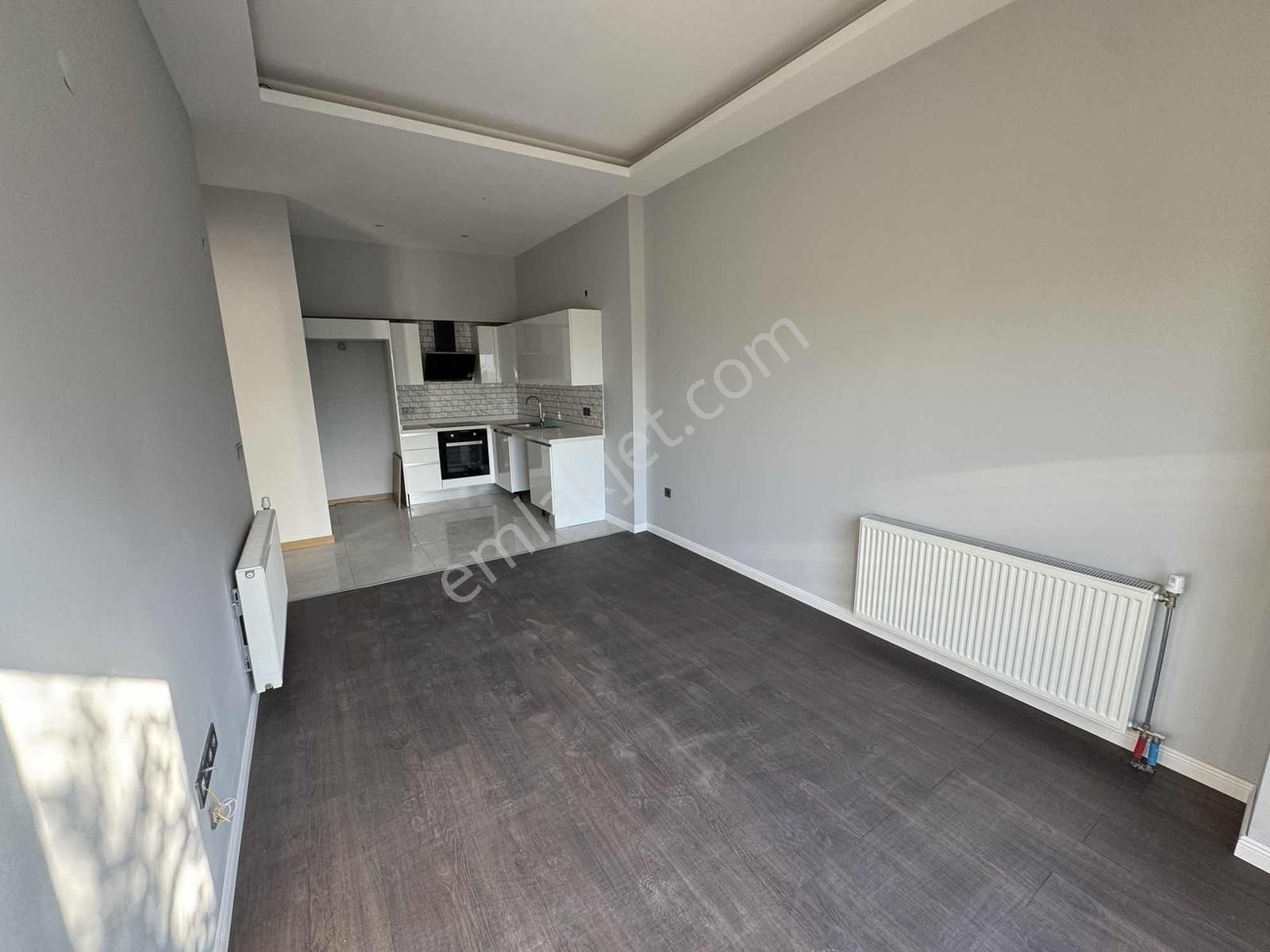 Torbalı Da Havuzlu Güvenlikli Sitede Kiralık Bahçeli 1+1 Daire - Görsel 5