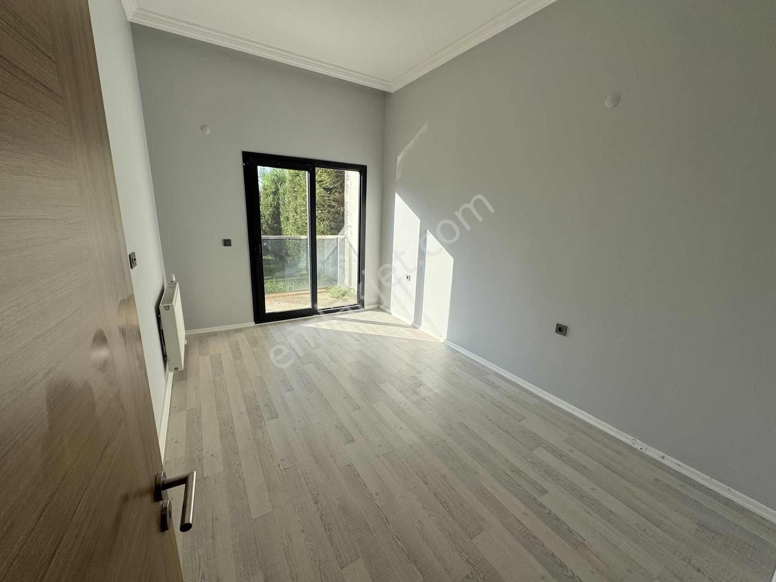 Torbalı Da Havuzlu Güvenlikli Sitede Kiralık Bahçeli 1+1 Daire - Görsel 23