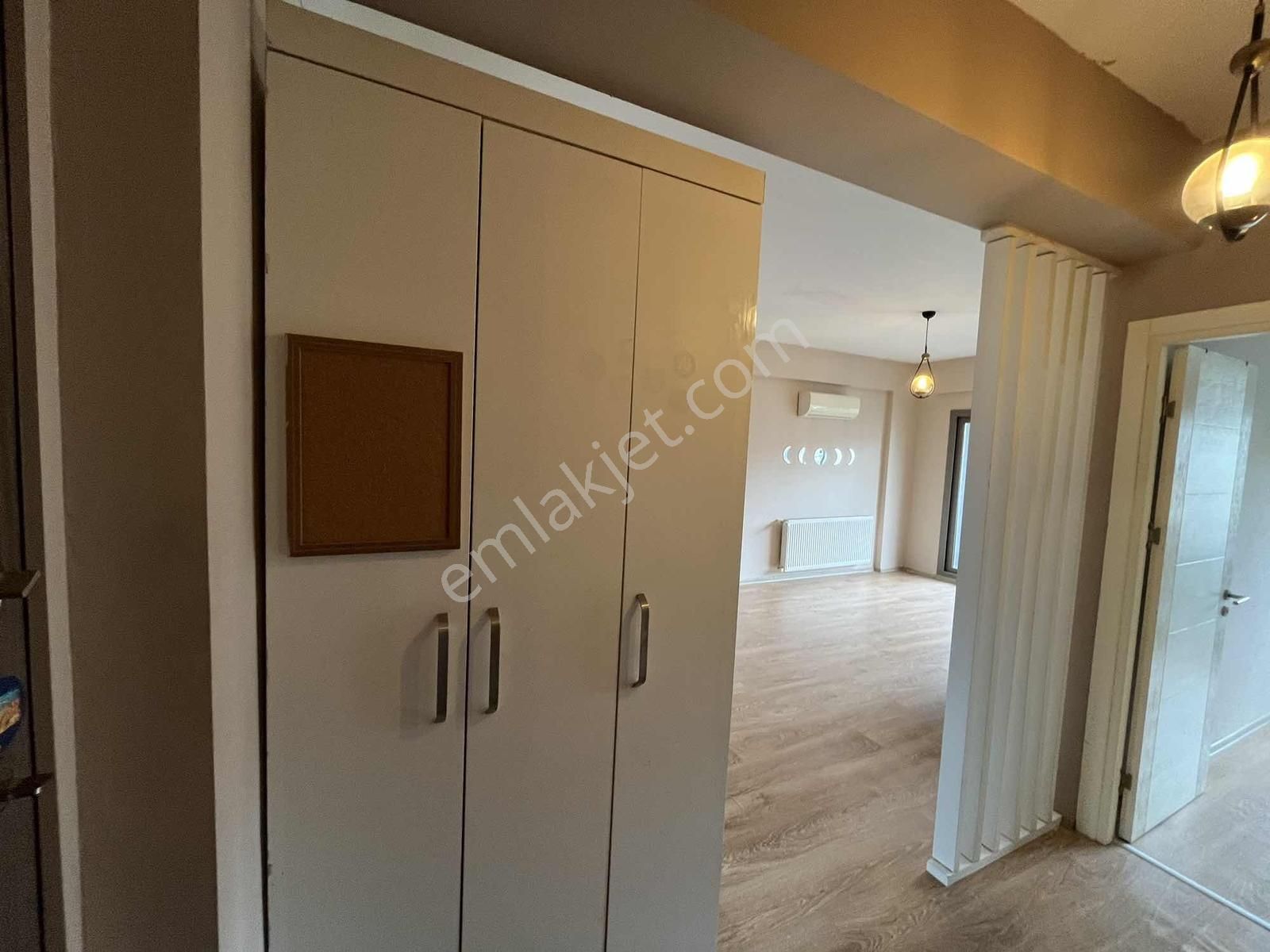 Turyap Torbalı Yedi Eylül Mah Havuzlu Sitede Kiralık 1+1 Daire - Görsel 9