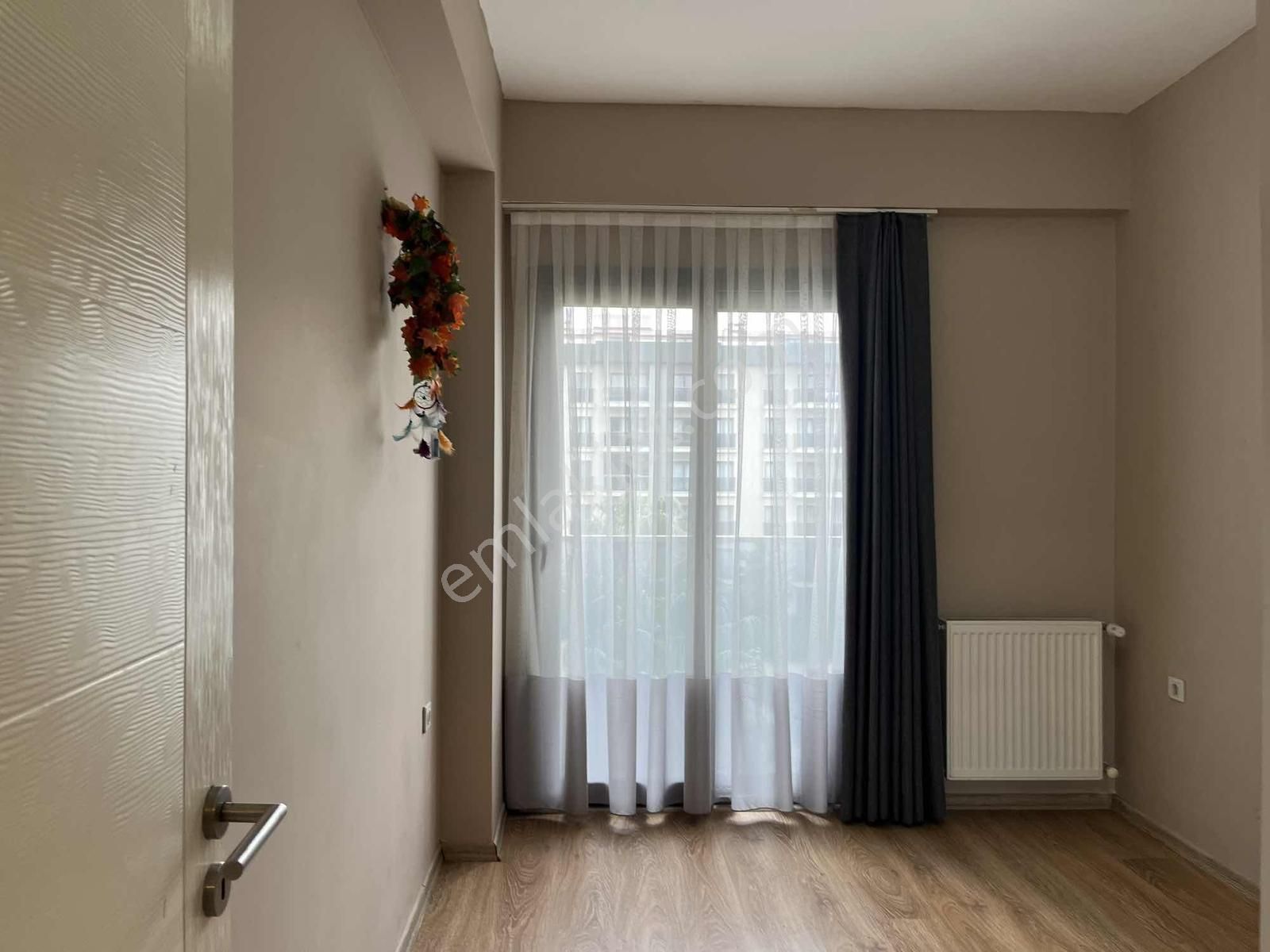 Turyap Torbalı Yedi Eylül Mah Havuzlu Sitede Kiralık 1+1 Daire - Görsel 25