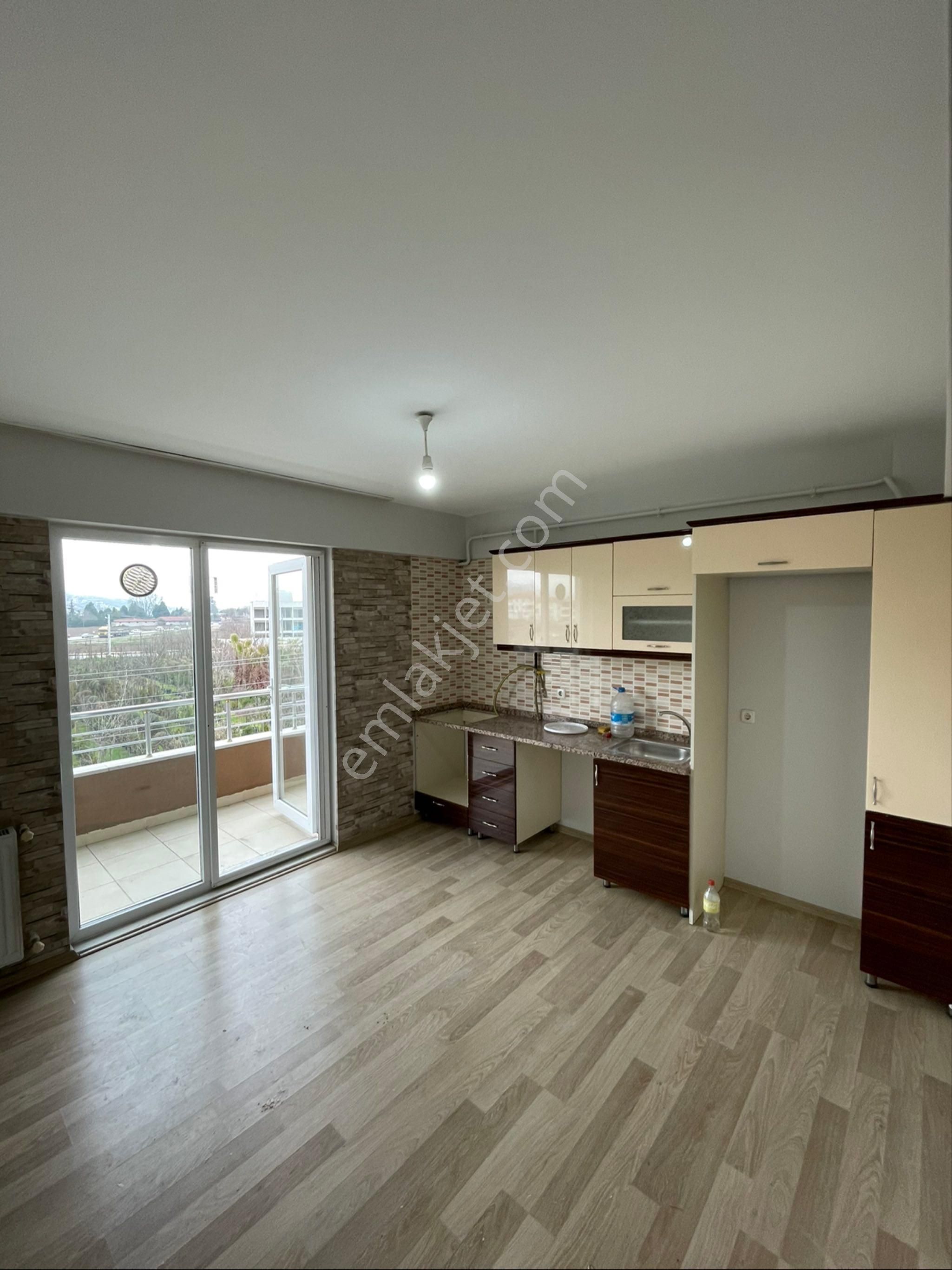 Emlakçe G Y M'den Arifbey Mah Merkezde Megalit Evlerde Kiralık Daire - Görsel 2