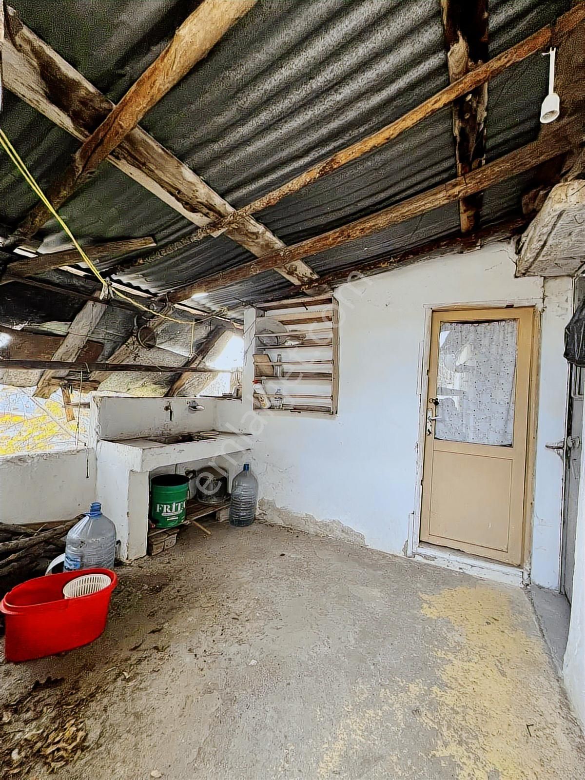 Torbalı Dağtekke Köyü Emsalsiz Parsel Tek Tapu İmarlı Köy Evi - Görsel 25