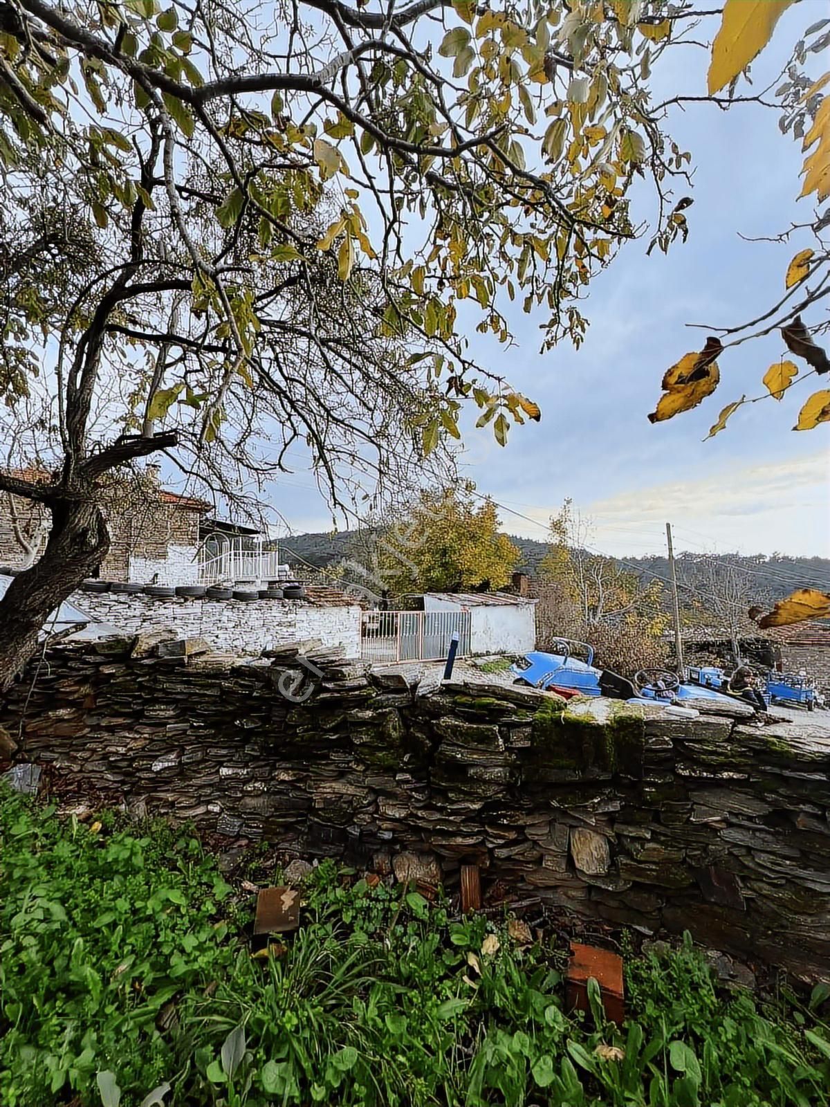 Torbalı Dağtekke Köyü Emsalsiz Parsel Tek Tapu İmarlı Köy Evi - Görsel 23