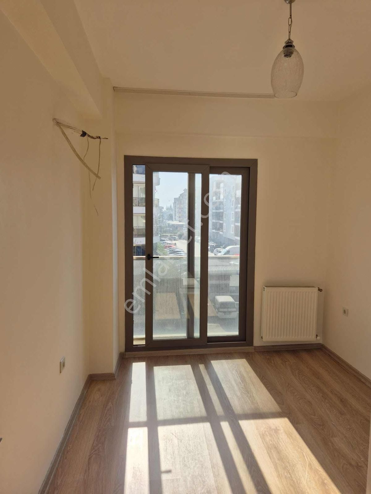 Torbalı Yedi Eylül Mah Havuzlu Site İçinde 1+1 Satılık Daire - Görsel 6