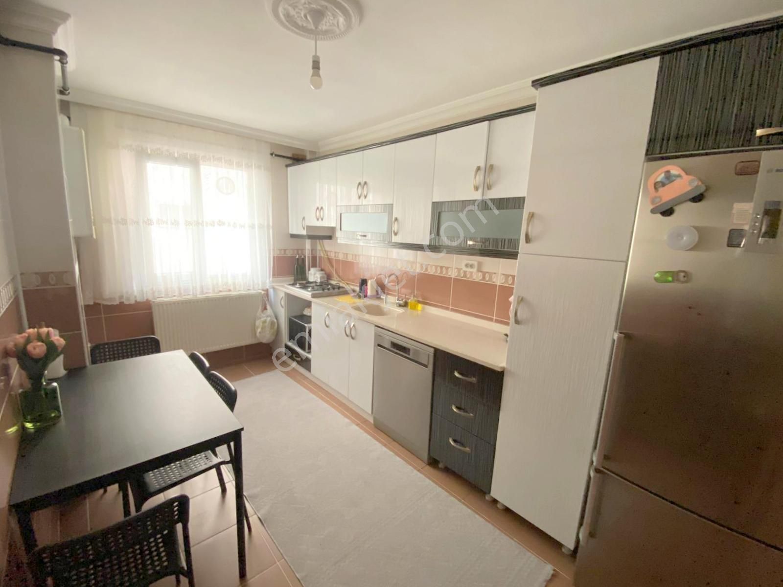 Mertcan'dan Metro 3dk Hastane 5dk Yürüme Ara Kat Balkonlu 2+1 - Görsel 5