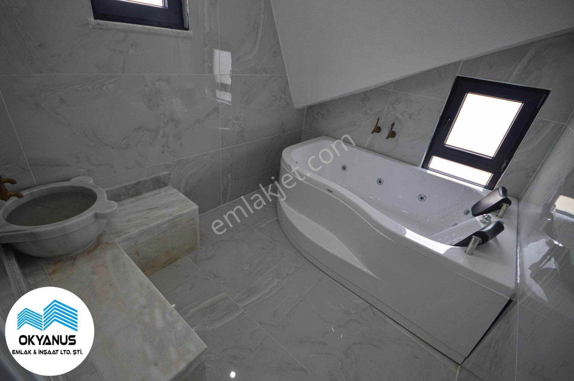 Kocaali'de Her Odası Deniz Manzaralı Müstakil Havuzlu 4+1 Modern Villa - Görsel 31