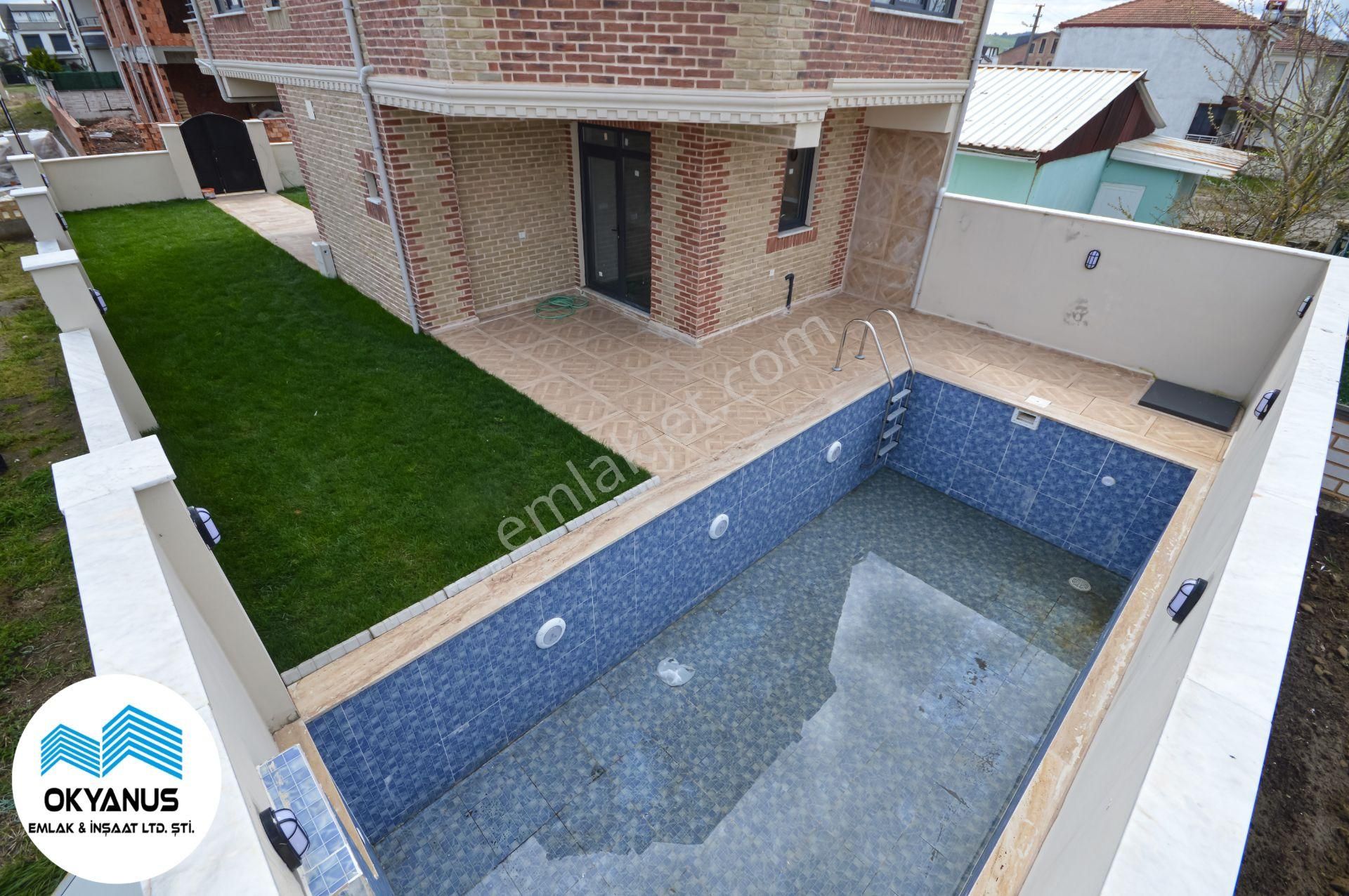 Kocaali'de Her Odası Deniz Manzaralı Müstakil Havuzlu 4+1 Modern Villa - Görsel 7