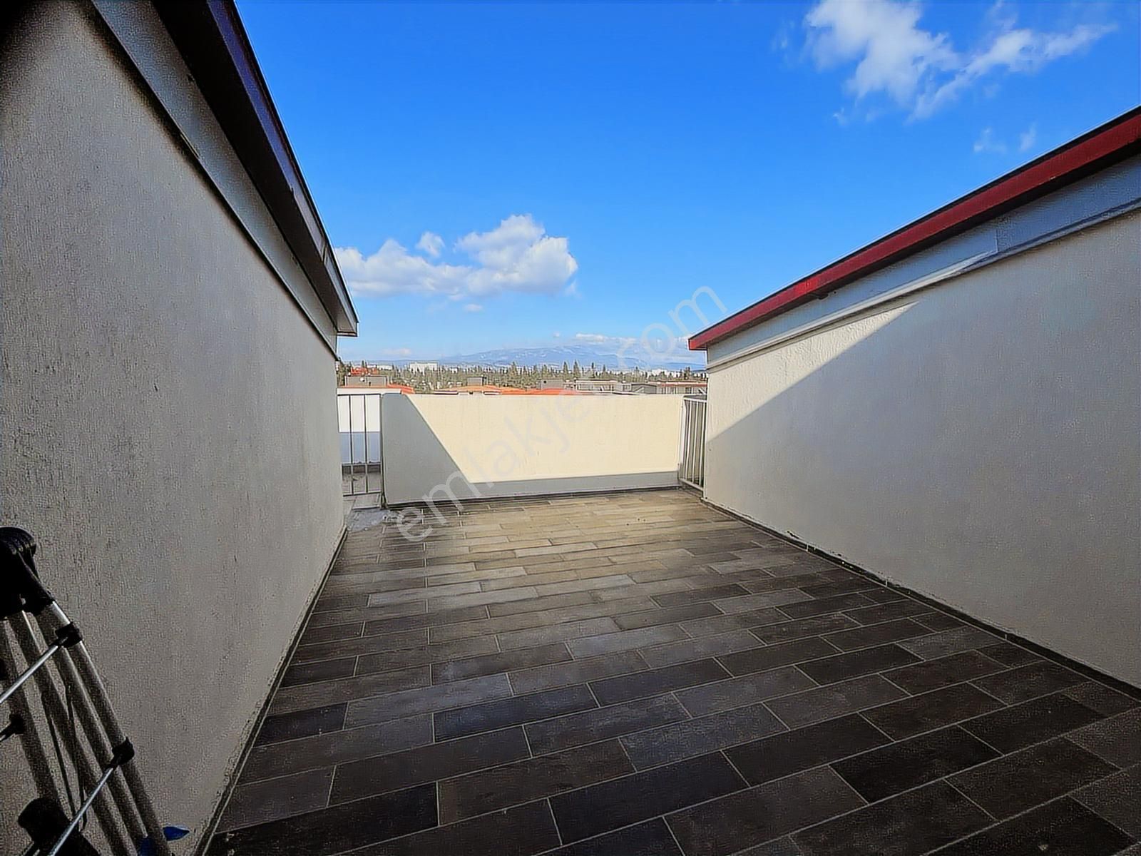 Torbalı Yedi Eylül Mah 2+1 Eşyalı Dubleks Kiralık Daire - Görsel 9