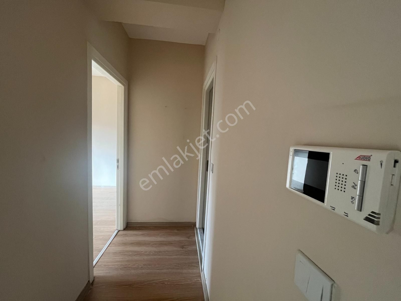 Torbalı Yedi Eylül Mah Havuzlu Sitede 2+1 Kiralık Daire - Görsel 3