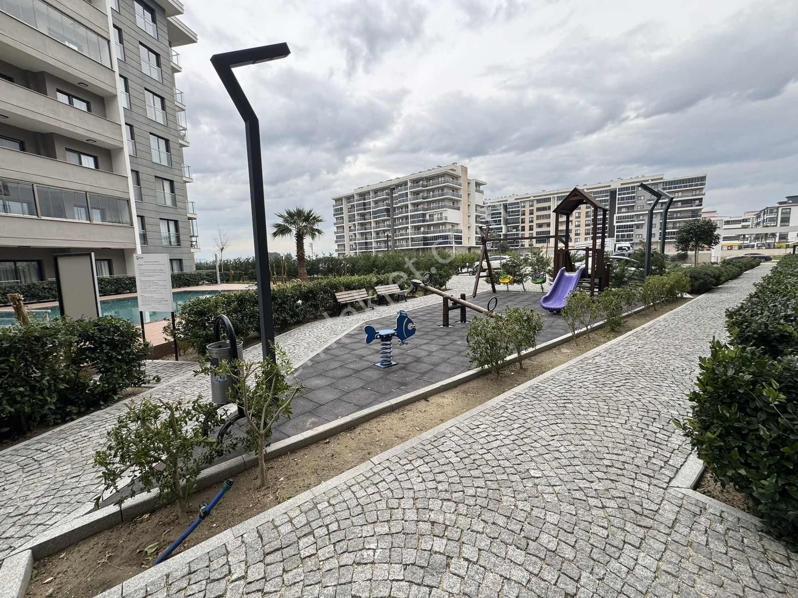 Torbalı Da İzban Yakını Havuzlu Sitede Kiralık 2+1 Daire - Görsel 13