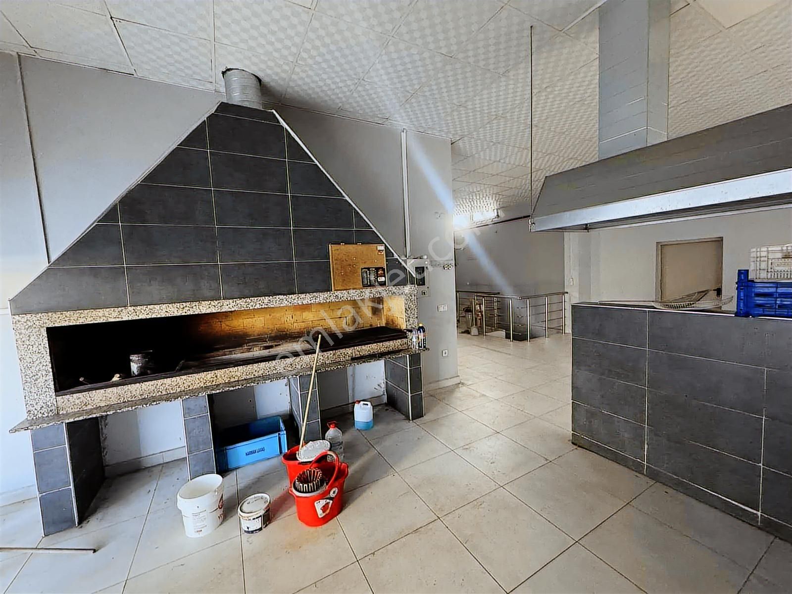 Torbalı Da İzban Yakını Muhteşem Lokasyon Kiralık Dükkan - Görsel 14
