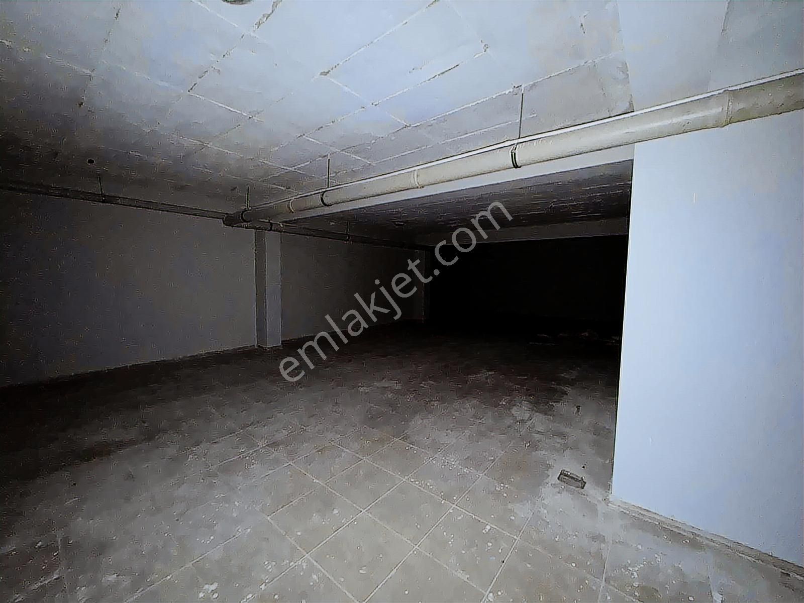 Torbalı Da İzban Yakını Muhteşem Lokasyon Kiralık Dükkan - Görsel 8