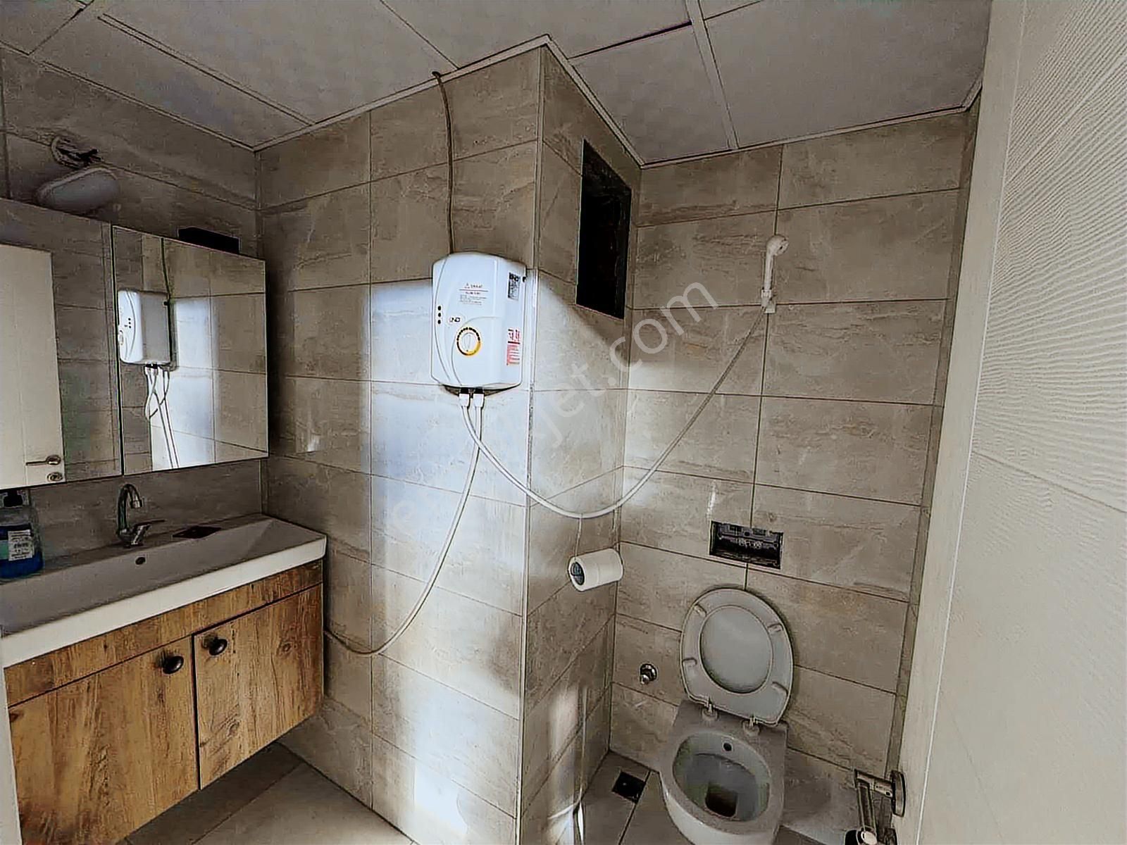 Torbalı Da İzban Yakını Muhteşem Lokasyon Kiralık Dükkan - Görsel 9