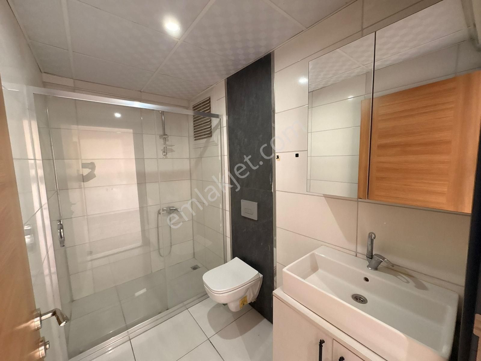 Turyap Torbalı- Kipa Mevkii Havuzlu Sitede Lüx 3+1 Kiralık Daire - Görsel 16