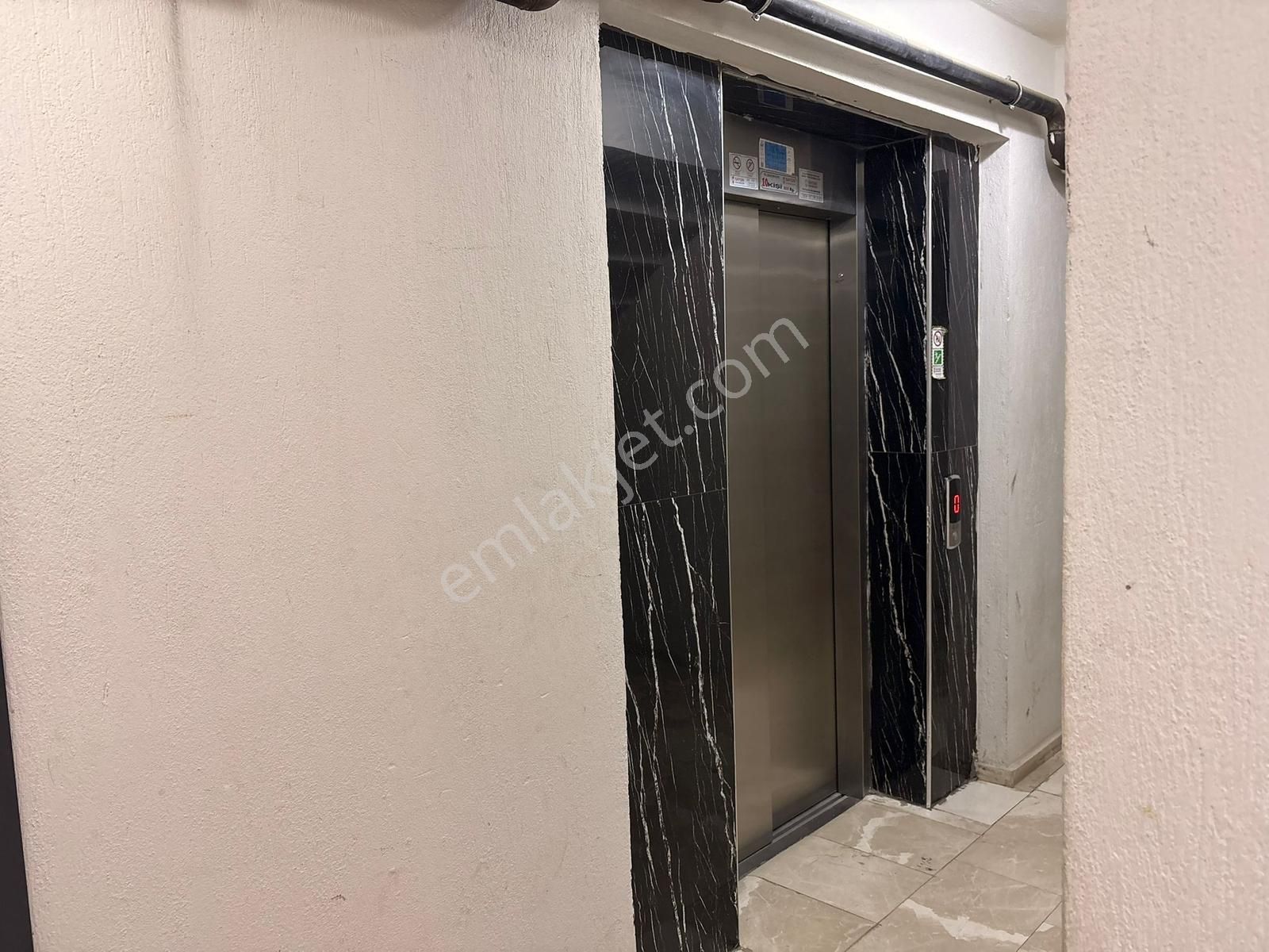 Turyap Torbalı- Kipa Mevkii Havuzlu Sitede Lüx 3+1 Kiralık Daire - Görsel 20