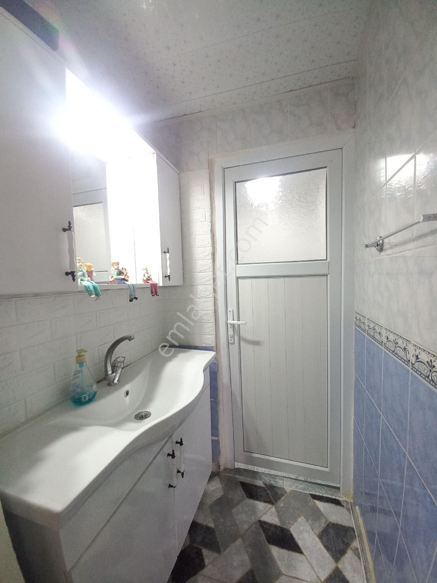 Kültür Emlaktan Karaköprü Narlıkuyu'da Geniş Ve Temiz Son Kat - Görsel 17