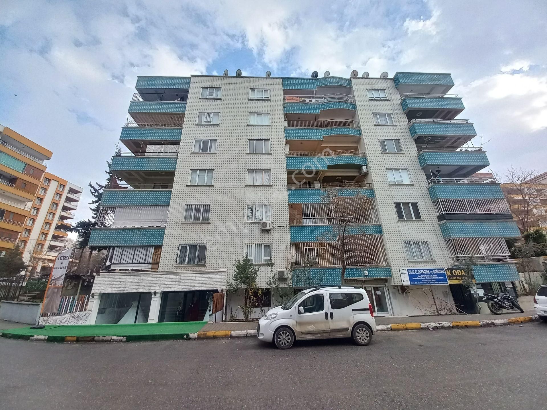 Kültür Emlaktan Karaköprü Narlıkuyu'da Geniş Ve Temiz Son Kat - Görsel 30