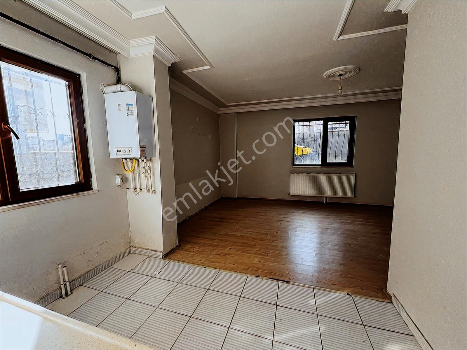 Kartal Cumhuriyet Mah. E-5 Yürüme Mesafesinde 2+1 Kiralık Daire - Görsel 2