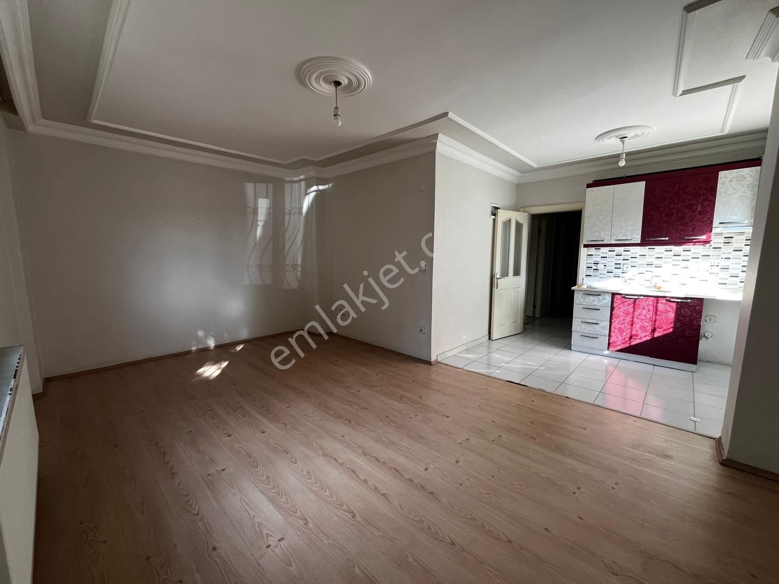 Kartal Cumhuriyet Mah. E-5 Yürüme Mesafesinde 2+1 Kiralık Daire - Görsel 5