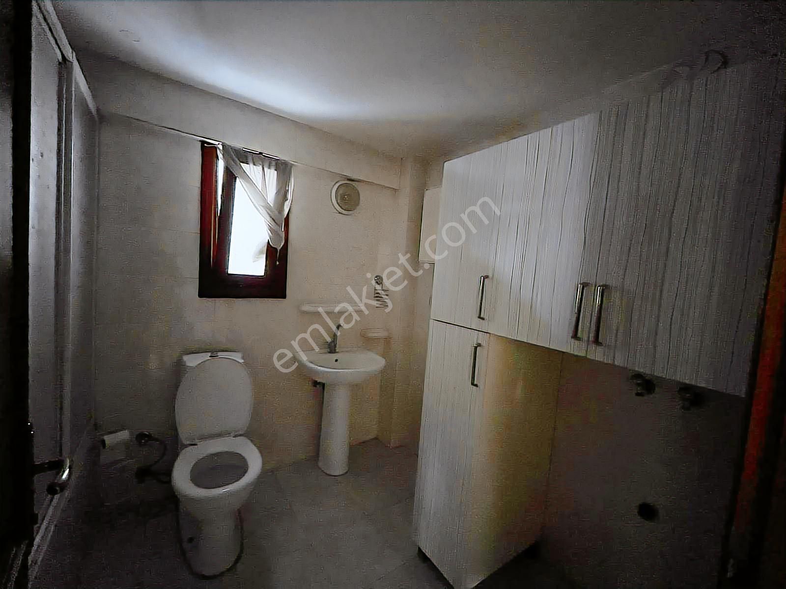 Zümrütevler Hukukçular Sitesinde Metroya 5-10 Dk Yürüme Mesafesi - Görsel 29