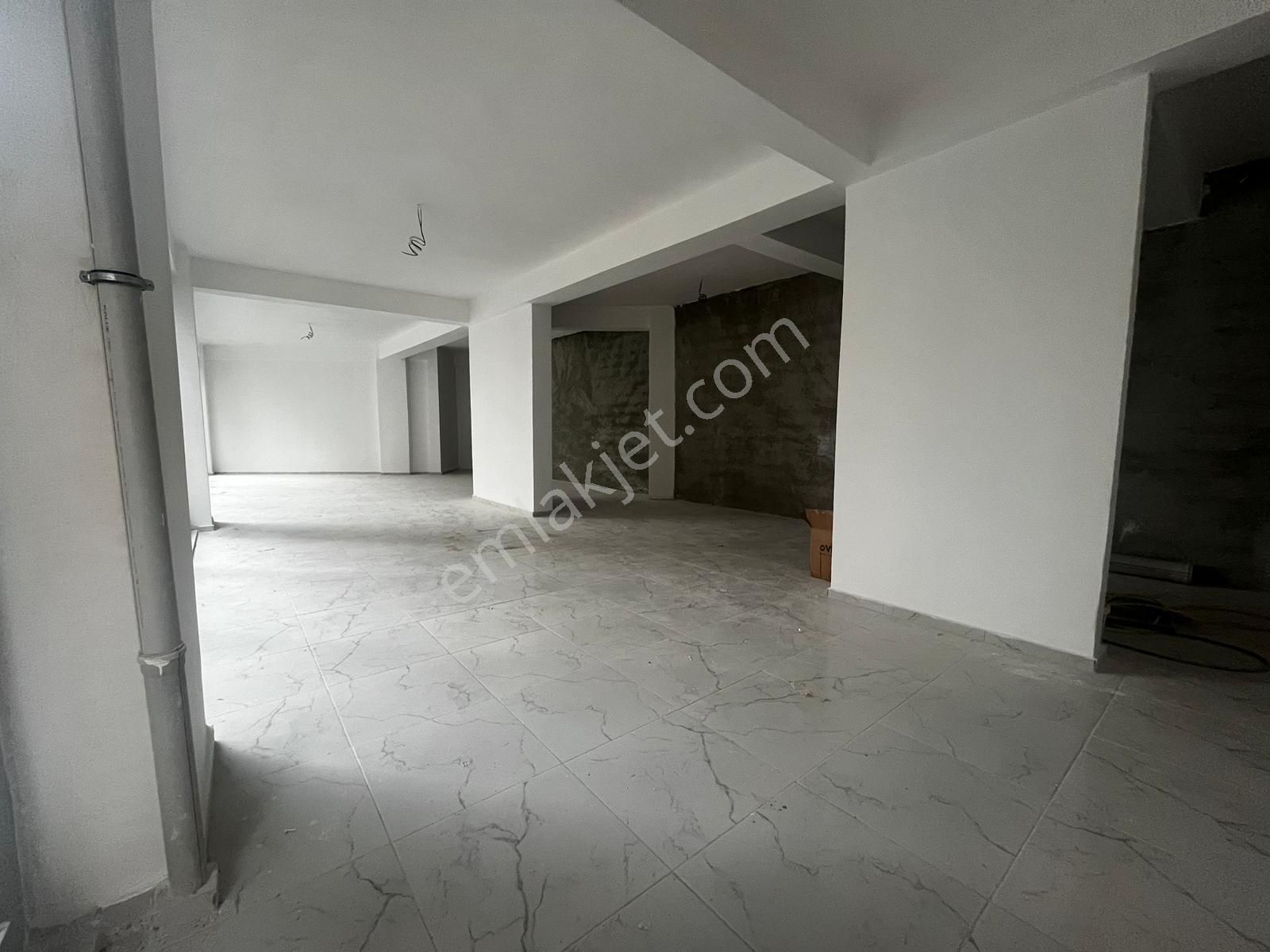 Tuzla Aydınlı Mah. Merkezi Konumda Kiralık Sıfır Dükkan - Görsel 15