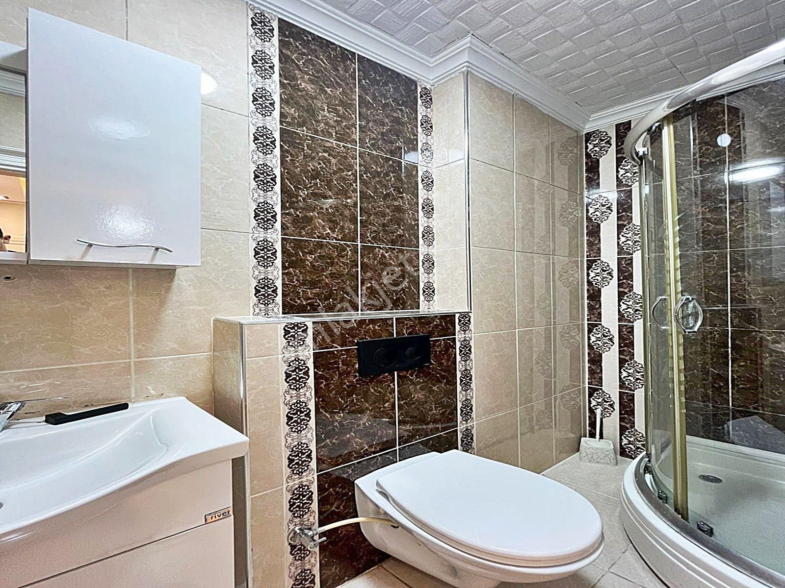 Esenyurt Mehmet Akif Ersoy Mahallesinde Metrobüse Yakın Geniş Bahçeli 2+1 Daire - Görsel 9