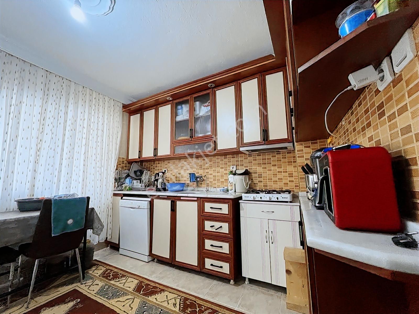 Torbalı Mahallesinde Otağ Sitesinde Ara Kat 3+1 Satılık Daire - Görsel 25