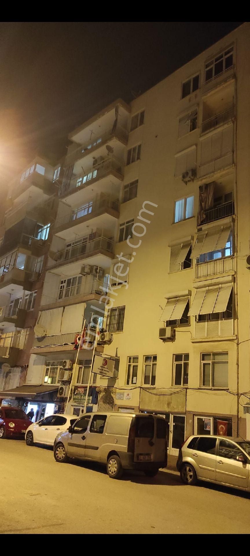 Satılık Ful Eşyalı 3+1 Daire, Asansörlü,deniz Mahallesi, Konyaaltı, Güllük Ptt Nin Tam Arkasındaki - Görsel 2