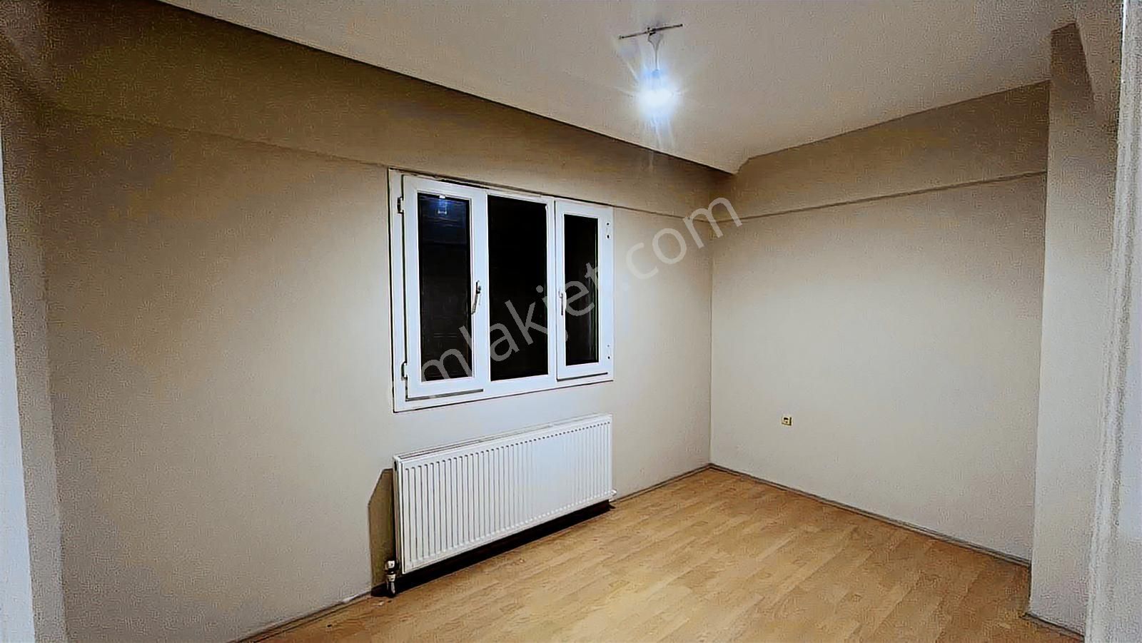 Torbalı Tepeköy Mah. Çarşı Merkezde Ara Kat 3+1 Kiralık Daire - Görsel 4