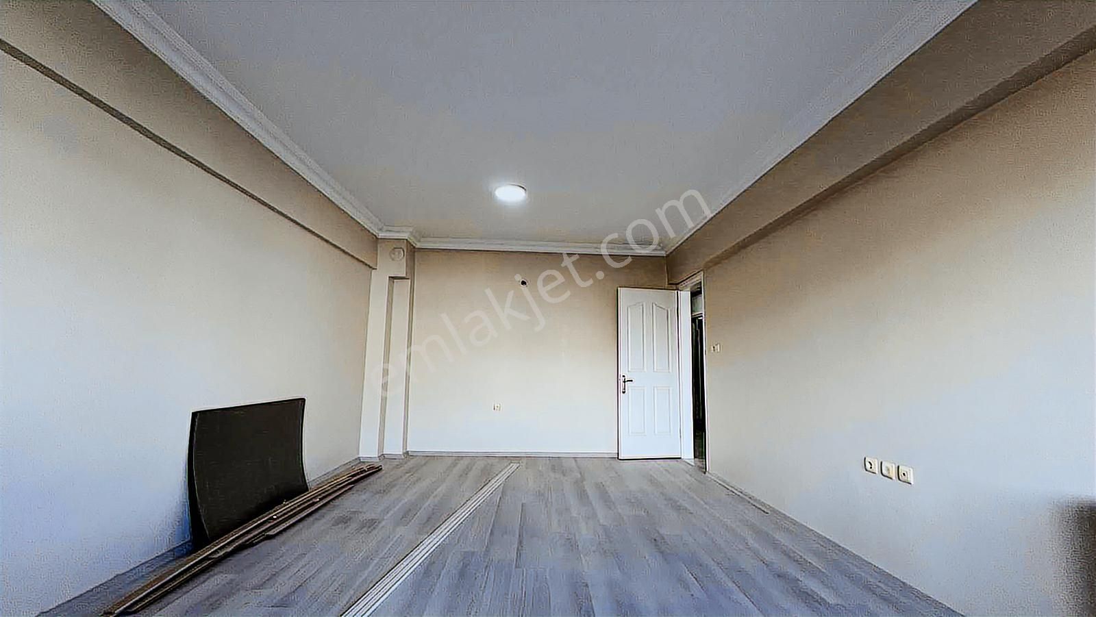Torbalı Tepeköy Mah. Çarşı Merkezde Ara Kat 3+1 Kiralık Daire - Görsel 11