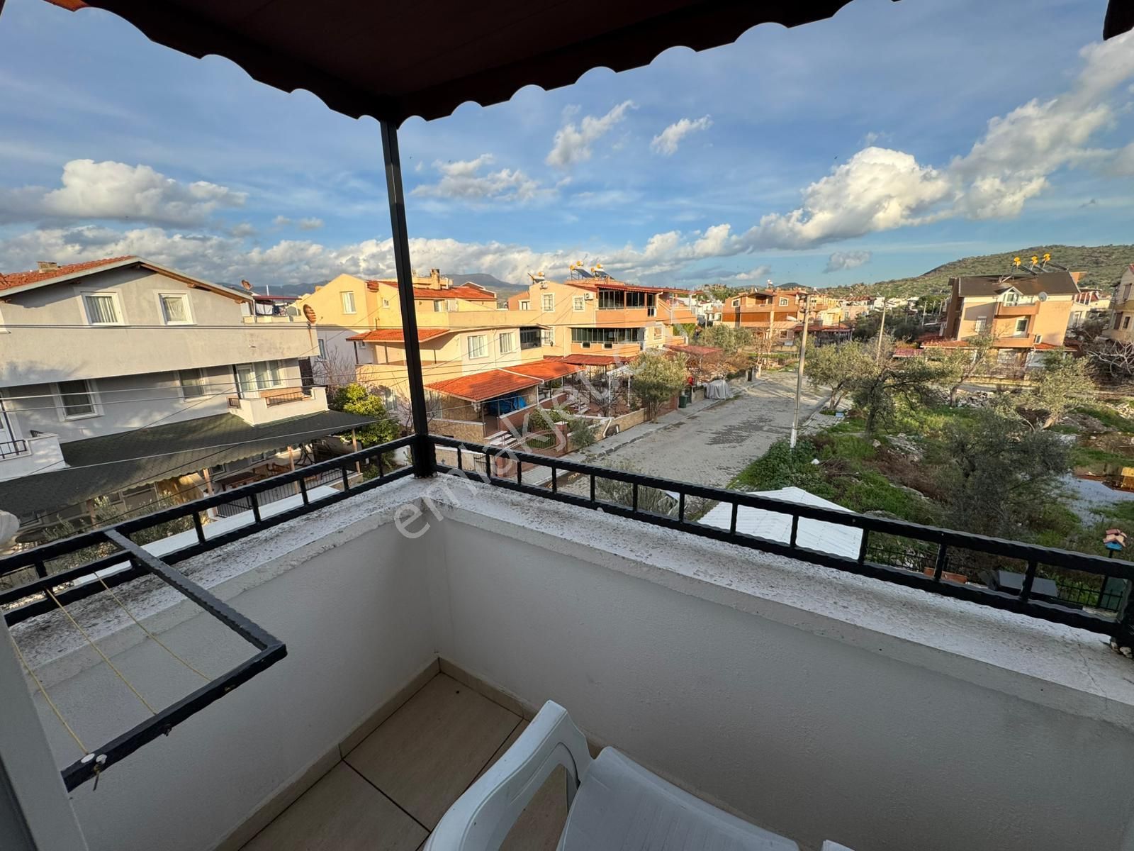 Dikili Merkezde | 6 Odalı, Bahçeli, Yüksek Getirili Pansiyon - Görsel 19