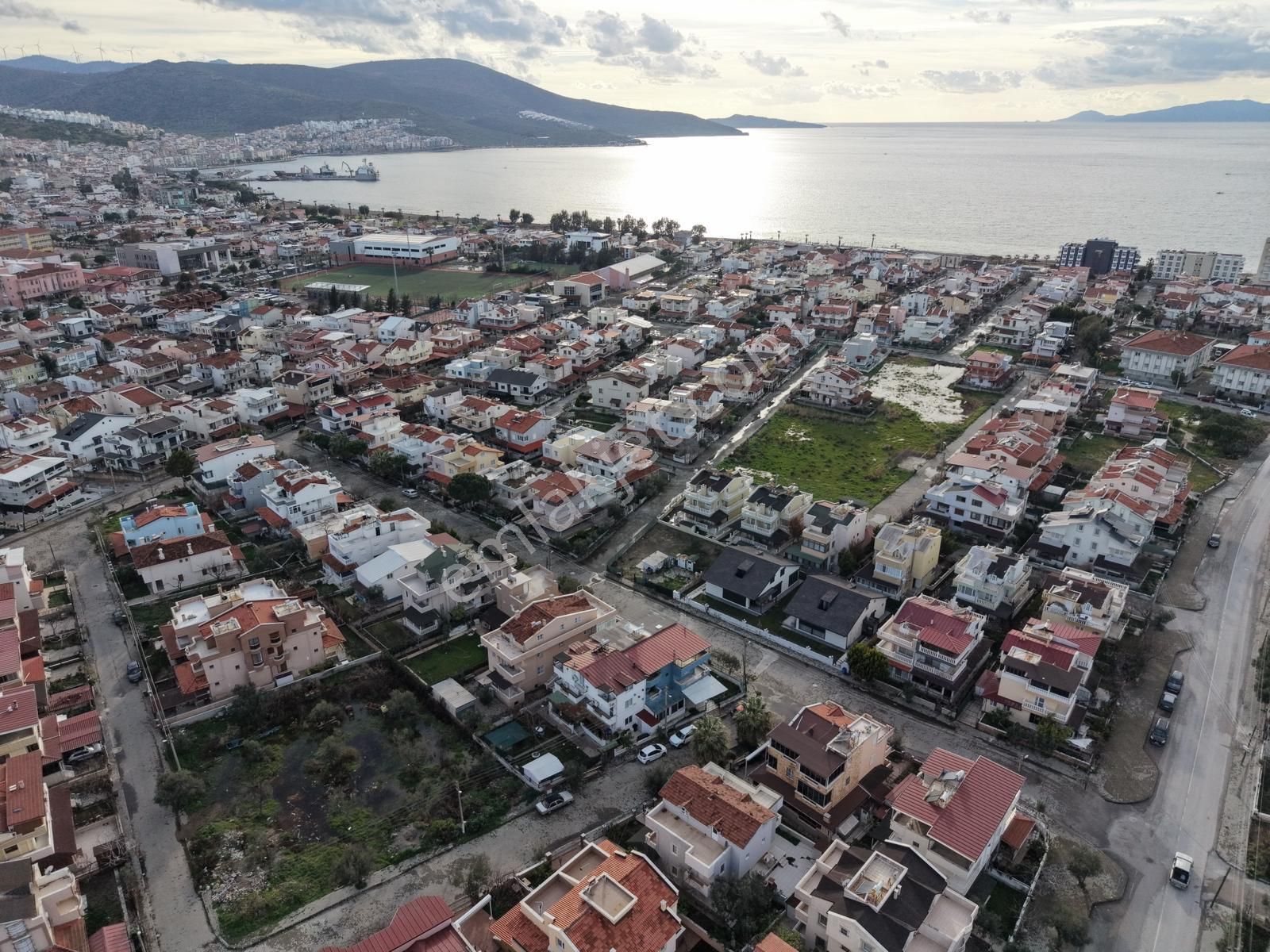 Dikili Merkezde | 6 Odalı, Bahçeli, Yüksek Getirili Pansiyon