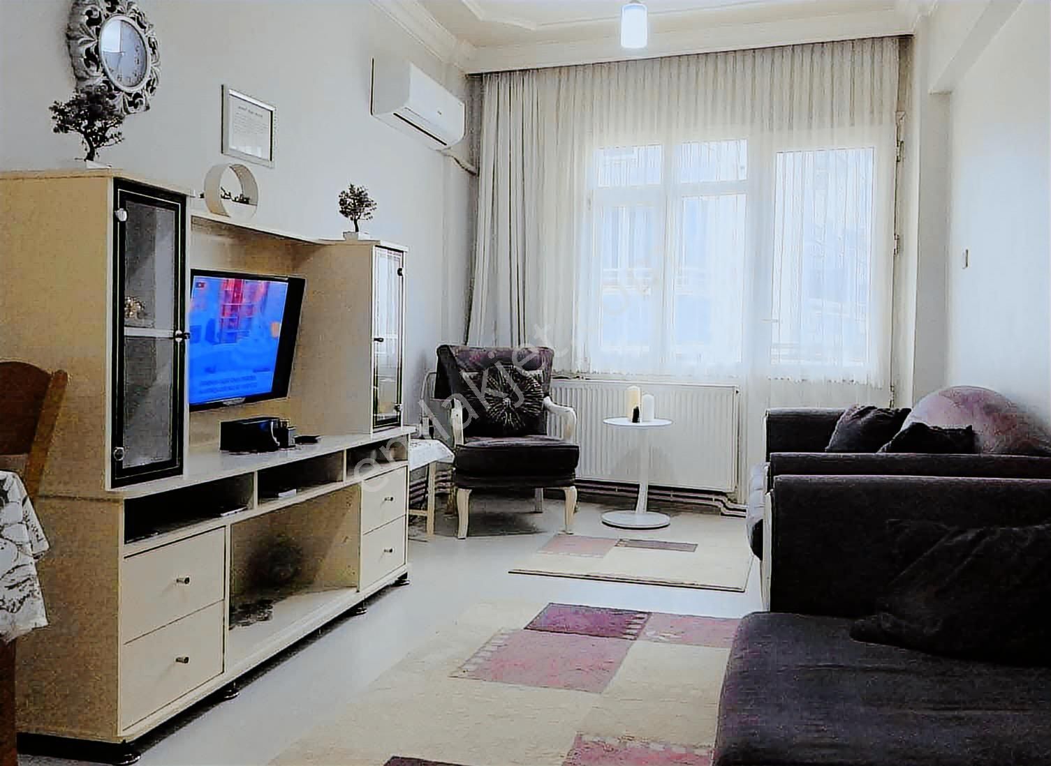 Torbalı Tepeköy Çarşı Merkezde İzbana Yakın 3+1 Ara Kat